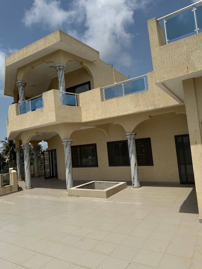 Vente d'un Immeuble à 80.000.000 FCFA  : Ouémé-Sèmè-Kpodji (Kpodji)