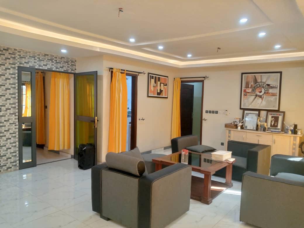 Vente d'une Maison / Villa : Cotonou (Fidjrosse )