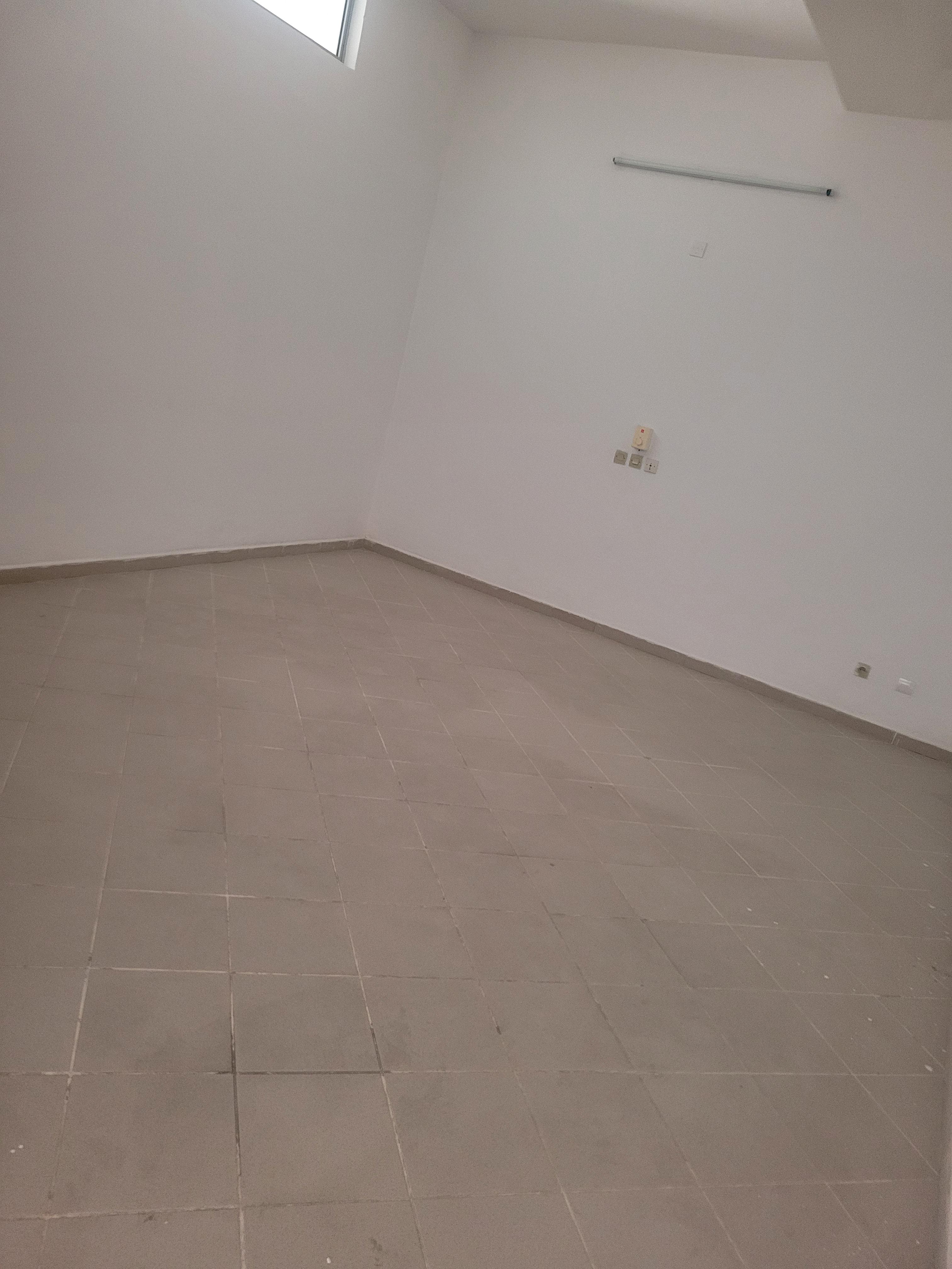 Location d'un Immeuble à 3.500.000 FCFA  : Littoral-Cotonou (habitat)